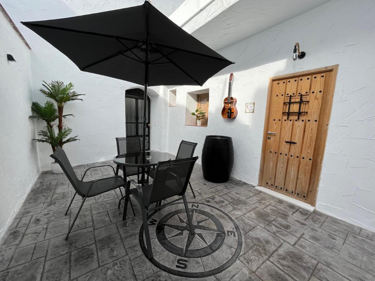 Apartamento La Lola - Patio Privado Jerez de la Frontera Exterior foto