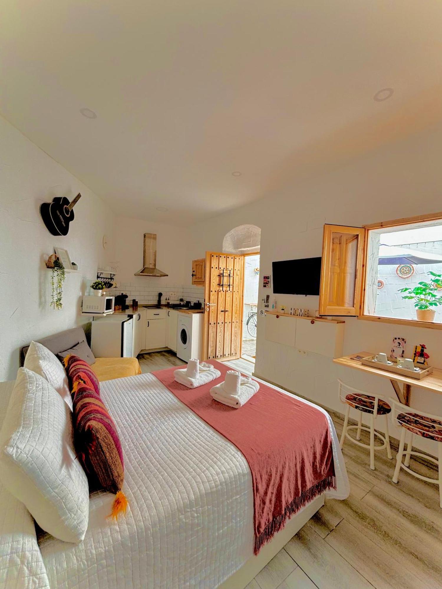 Apartamento La Lola - Patio Privado Jerez de la Frontera Exterior foto