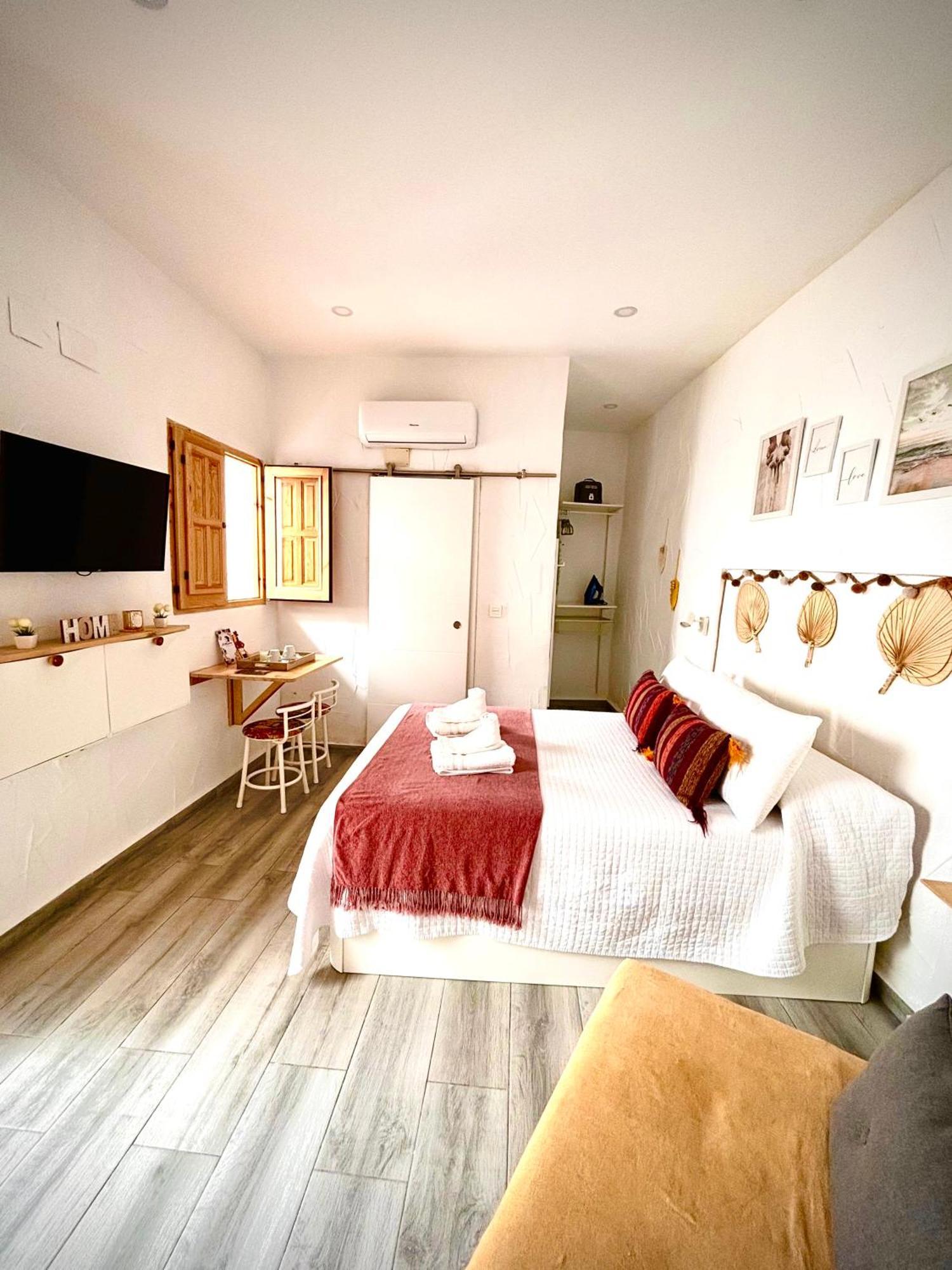 Apartamento La Lola - Patio Privado Jerez de la Frontera Exterior foto